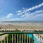 ホテル Florida