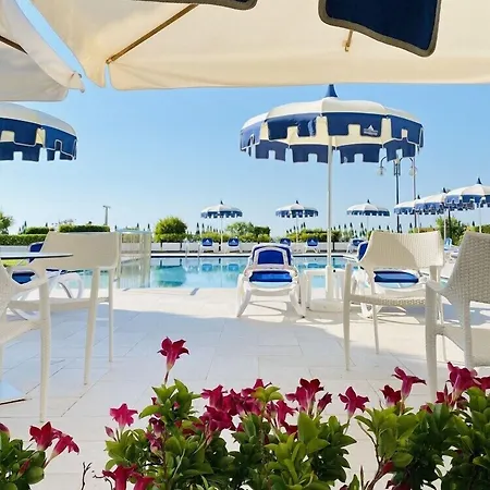 فندق Florida